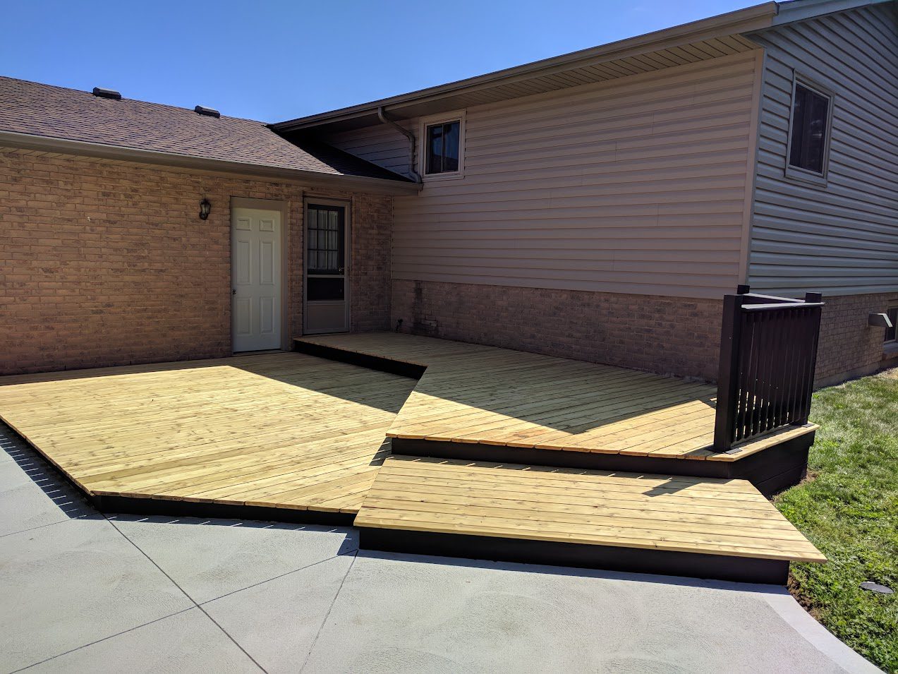 Master Decker Deck Staining in London Ontario Before Photo