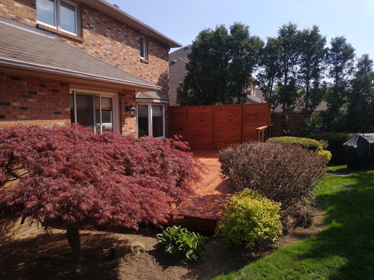 Building Cedar Decks London and Surrounding Areas